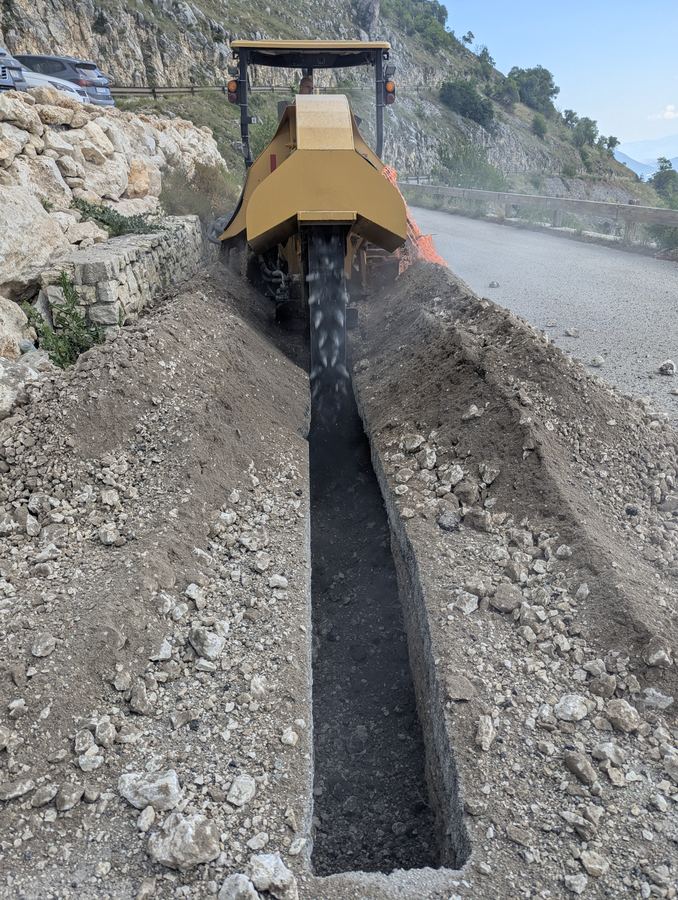 Scavo per i sottoservizi
